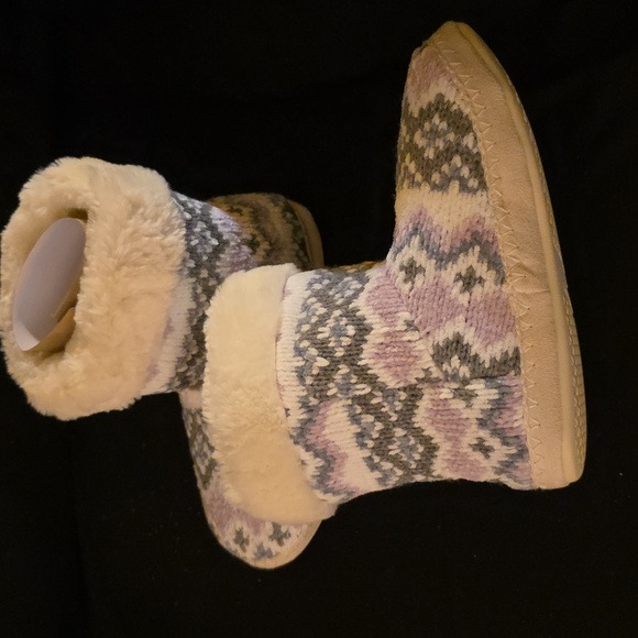 Cozy Knit Patterned Boot- Pink and Gray - Picture 2 of 2